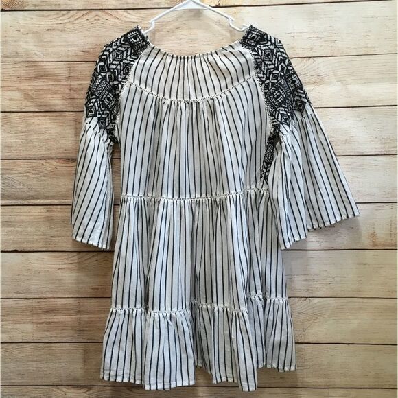 FREE‎ PEOPLE BOHO MINI DRESS WITH EMBROIDERY IN BLACK AND WHITE - Picture 1 of 9